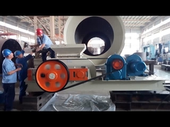 اندازه ذرات حتی φ600 8t/H Granulator Double Roller